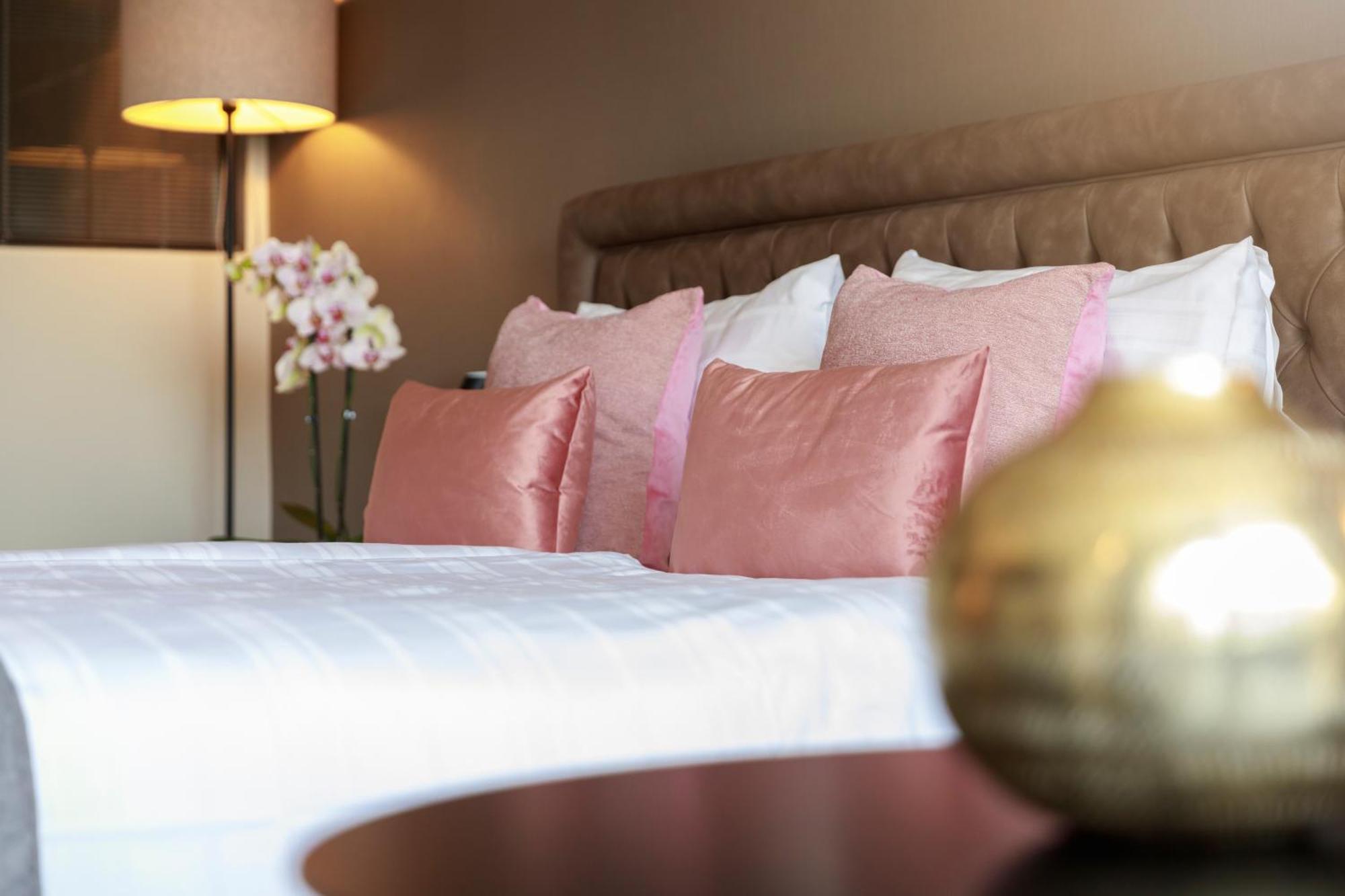 Ambassador Boutique Hotel Nyon Eksteriør billede